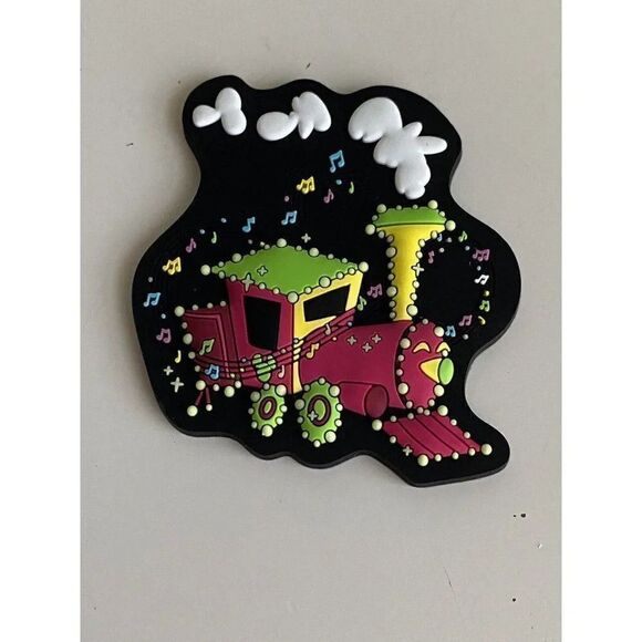 Disney 50th Disneyland Main Street Electrical Parade Train Magnet - Picture 2 of 7